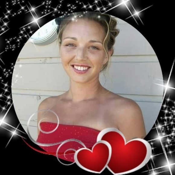 Meet your Posher, Cheryl - Picture 1 of 1